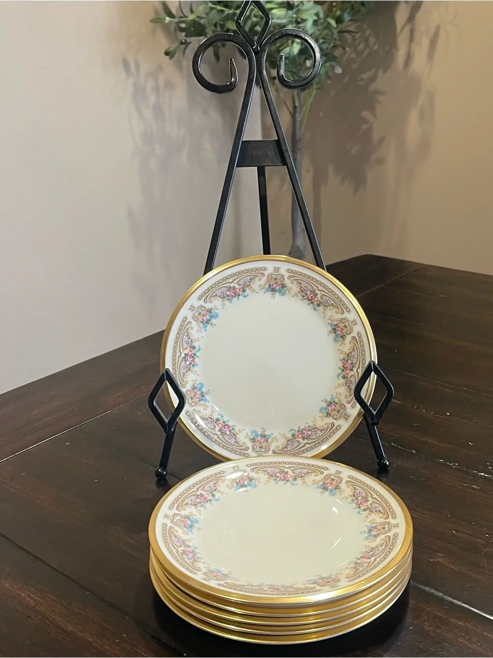 LENOX PORCELAIN VERSAILLES BREAD AND BUTTER PLATES SET OF 6